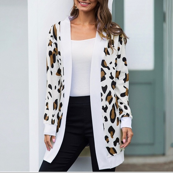 Leopard print coat - Picture 2 of 5